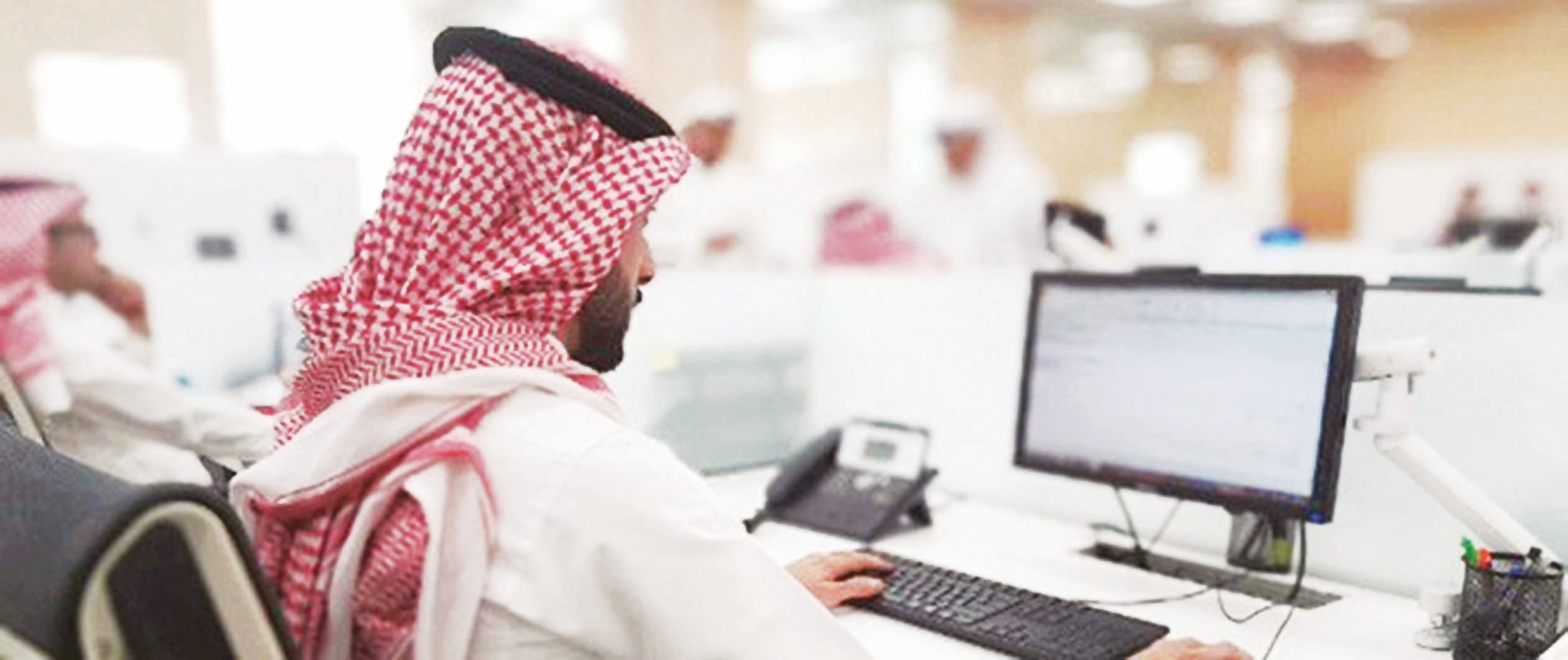 ارتفاع مشاركة النساء يعيد تشكيل سوق العمل السعودي خلال 2025