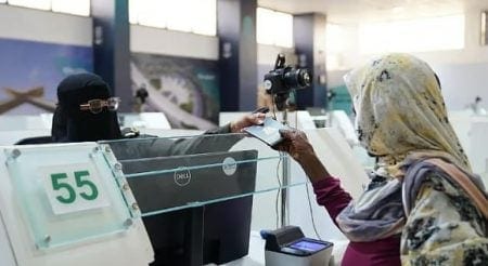 جوازات ميناء جدة الإسلامي تستقبل معتمري رمضان وتؤكد جاهزيتها الكاملة