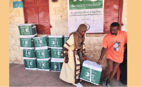 مساعدات غذائية للنازحين في السودان