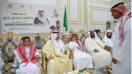 محافظ الليث يشارك الأيتام مأدبة الإفطار الرمضاني ويطلق مشروع «تاكسي أيتام المملكة»