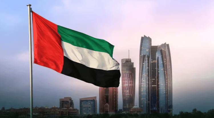سقوط شظايا في بني ياس بأبوظبي يخلف قتيلًا بعد اعتراض صاروخ باليستي
