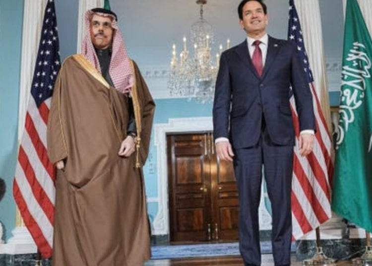 وزير خارجية السعودية وأمريكا يبحثان تهديدات إيران الإقليمية