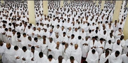 موعد صلاة عيد الفطر 2026 في مكة المكرمة