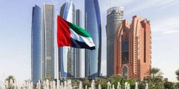 الإمارات تعفي المتأثرين بإغلاق المجال الجوي من غرامات التأخير