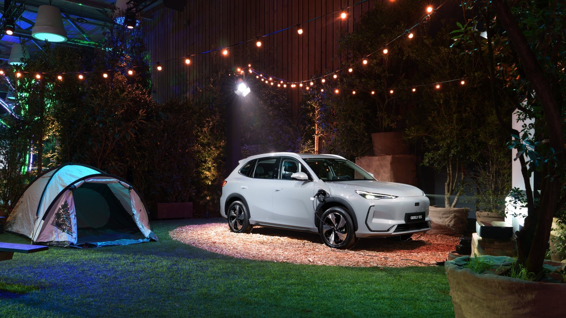 جيلي إي 5 2027 Geely E5، وجيلي ستاراي إي إم آي 2027 Geely Starray EM-i