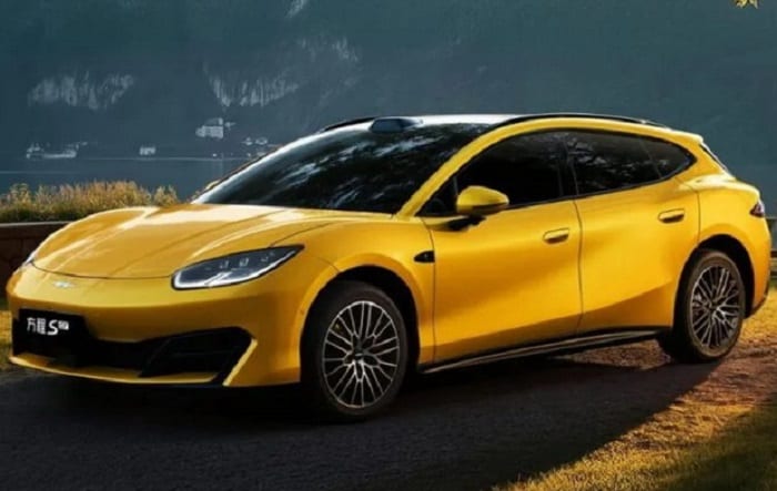 فانغ تشنغ باو تطلق Formula S GT