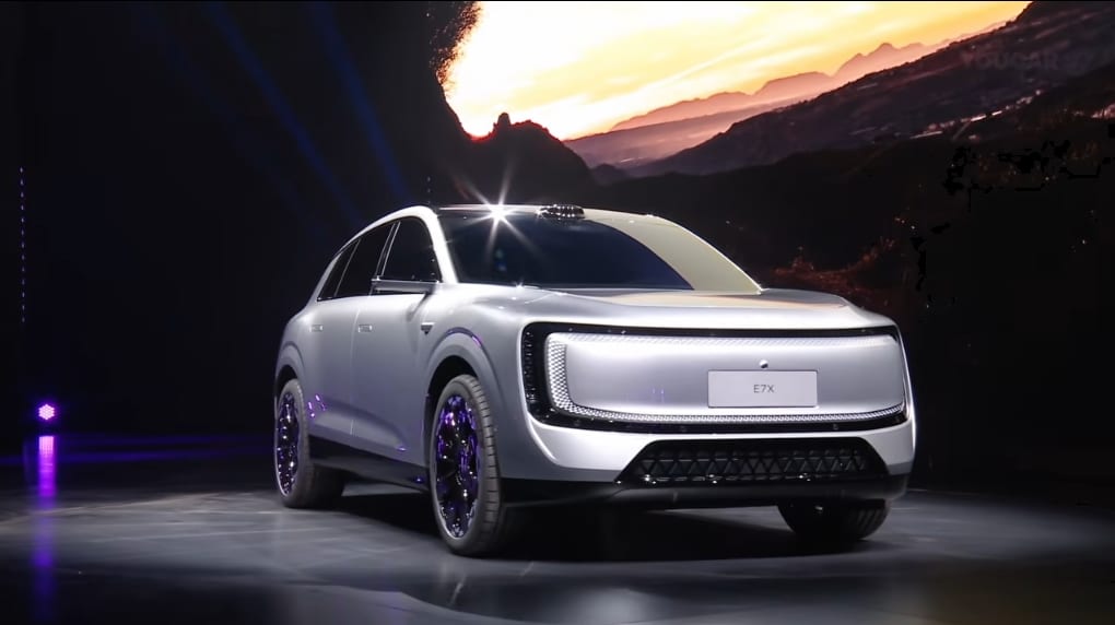 أودي إي 7 إكس الكهربائية 2027 AUDI E7X 000