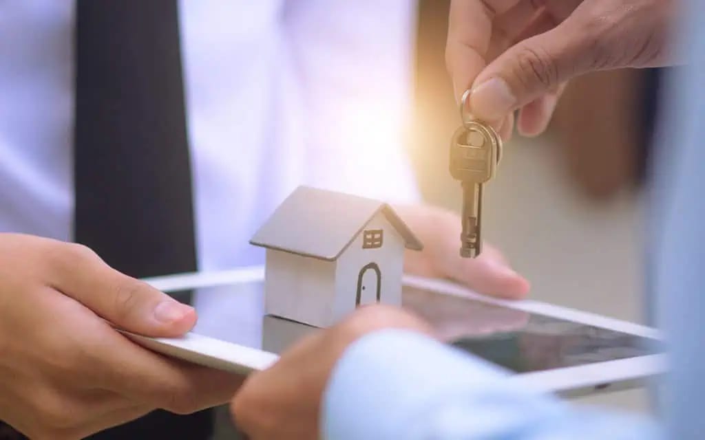 الإيجار المنتهي بالتمليك للعقارات