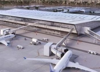 هجوم بطائرات مسيرة يستهدف مطار الكويت الدولي واندلاع حريق واسع