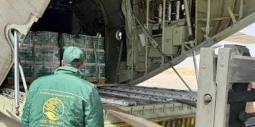 وصول الطائرة الإغاثية السعودية الـ83 إلى مطار العريش لدعم الفلسطينيين