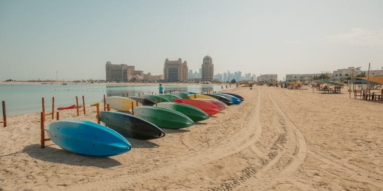 الأنشطة البحرية على الشواطئ في قطر