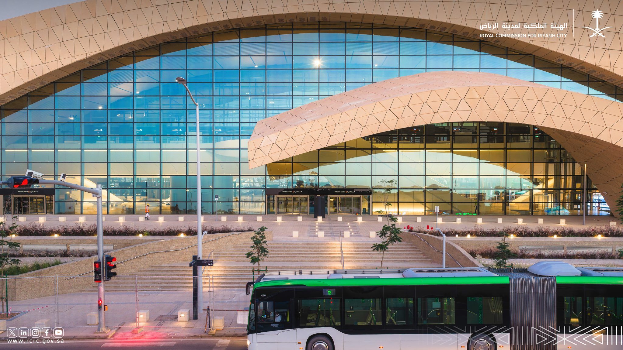 المحطة الغربية أكبر المحطات الأيقونية في قطار الرياض