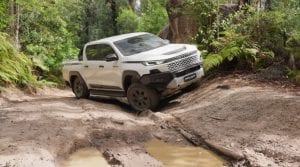تويوتا هايلكس غمارة GLX 4X2 2.7L 2025