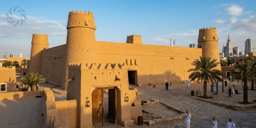 قصر المصمك في الرياض.. تجربة سياحية تعيدك إلى بدايات السعودية