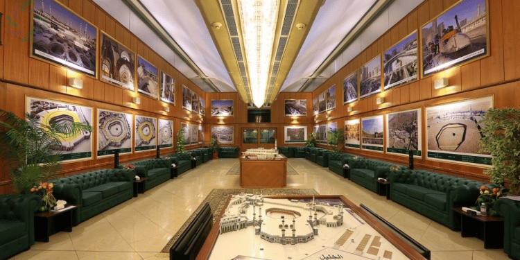 مقتنيات معرض عمارة الحرمين
