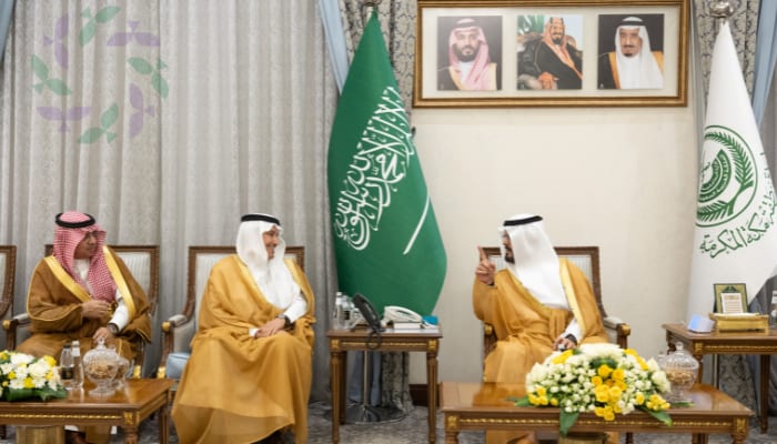 منظومة النقل والخدمات اللوجستية