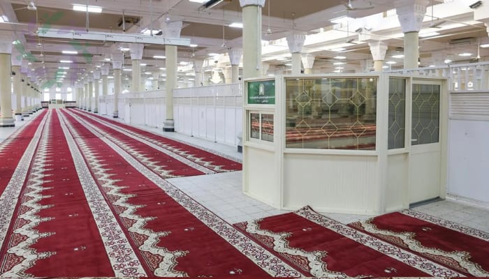 وزارة الشؤون الإسلامية تطور خدمات مسجد الخيف