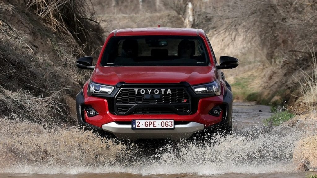 أسعار تويوتا هايلكس 2024 – غمارة واحدة GLX Long 4X4 محرك 2.7 لتر بنزين: الخيار الأول للبر والتحميل