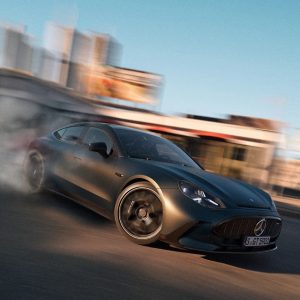 مرسيدس GT 4 Door 2025: القوة الخارقة في قالب كوبيه فاخرة