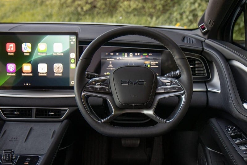 لوحة القيادة المميزة في بي واي دي سيلايون 7 Performance 2025