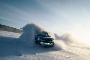 بي واي دي ليوبارد 5 نسخة ديلوكس 2025: البوابة المثالية لعالم الـ SUV الهجينة الفاخرة