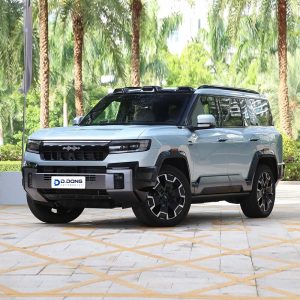 بي واي دي ليوبارد 8 لكجري 2025: تجسيد الرفاهية والأداء الجبار في SUV عائلية