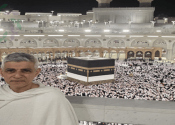 عمدة لندن يؤدي فريضة الحج