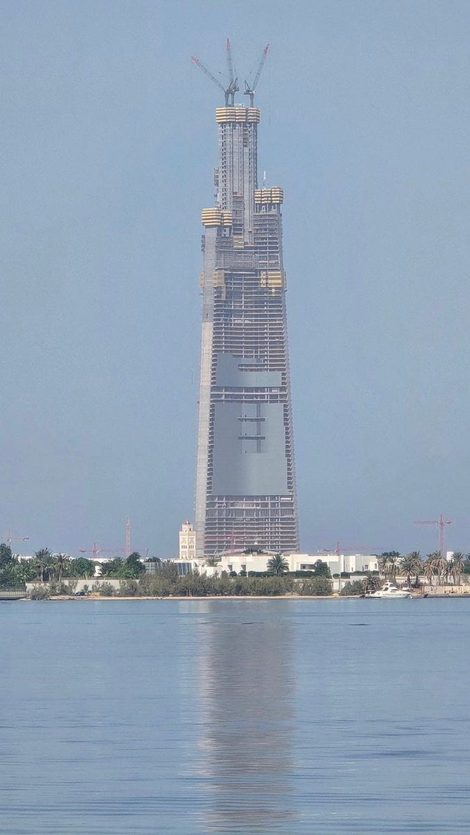 برج جدة.. مشروع هندسي يكتب تاريخًا جديدًا للبناء