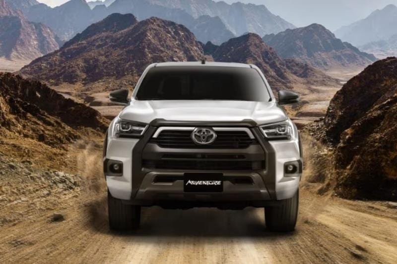 قدرات الطرق الوعرة في تويوتا هايلكس Adventure 4.0L دفع رباعي 2024