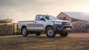 وقفة تويوتا هايلكس غمارة GL 4X2 2.4 ديزل 2025 القوية