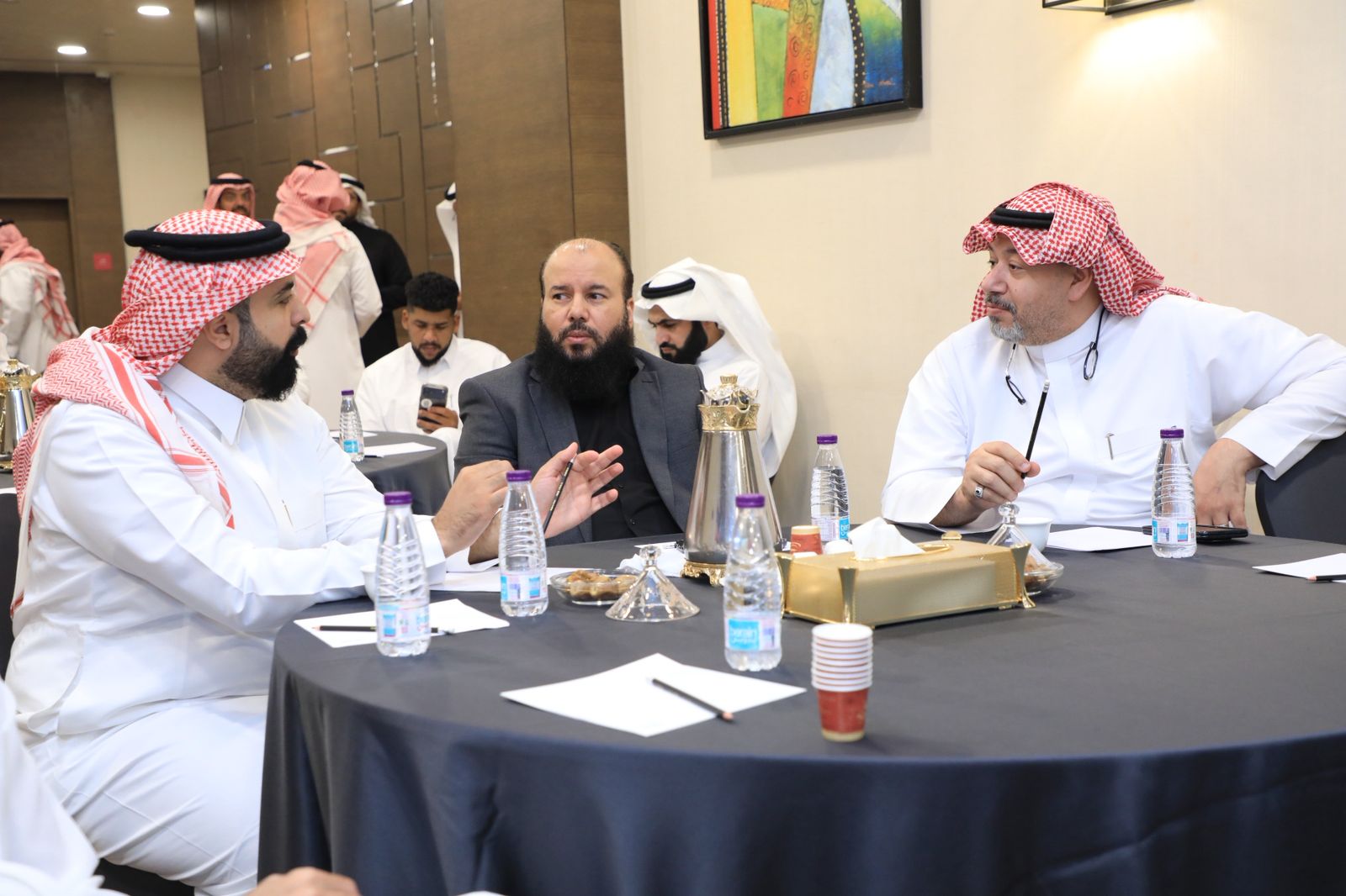 جمعية ملاك المطاعم والمقاهي تبحث تطوير قطاع الإعاشة بمكة 