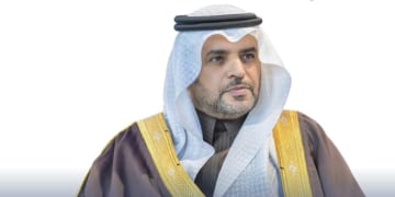 خالد العمار.. مسيرة من الإنجازات تُتوج بتجديد الثقة رئيسًا لأكاديمية التعلّم