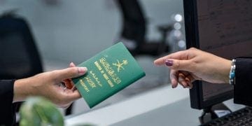 استخدام أشخاص اخرين لجواز سفرك