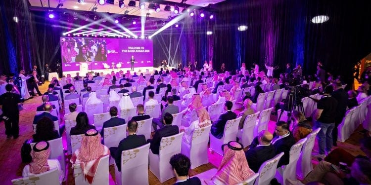 قمة مستقبل الضيافة في السعودية