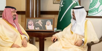 إحسان بافقيه أمين محافظة جدة.. من هو ومسيرته المهنية؟