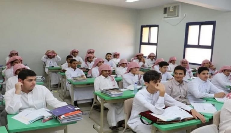 موعد الدراسة في السعودية 1448.. بداية الفصل الدراسي الأول