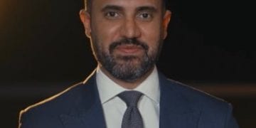 من المصارف إلى الشاشة.. كيف صنع عبدالله السبيعي اسمه في الإعلام الاقتصادي؟