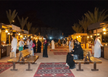 انطلاق فعاليات موسم التمور بسوق المزارعين بمحافظة العلا