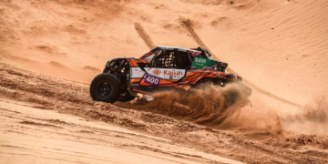 معاذ حريري يصر على استكمال رالي القصيم رغم حادث انقلاب قوي يشعل تفاعل الجماهير