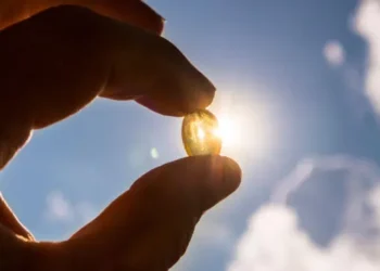 دراسة: التعرض لأشعة الشمس من 10 إلى 15 دقيقة يومياً يُعزز فيتامين D داخل الجسم