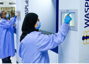 إنجاز طبي.. باحثو التخصصي يحصلون على براءة اختراع لإنتاج خلايا جذعية ثديية