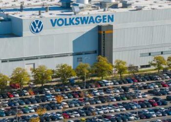 تراجع أرباح “BMW” إلى 84% في نتائج الربع الثالث من 2024