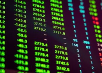 مؤشر سوق الأسهم السعودية يغلق مرتفعًا عند مستوى 11641.31 نقطة