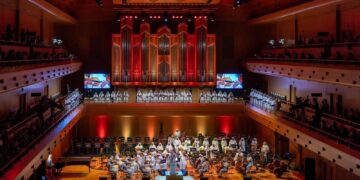 بحضور سمو وزير الثقافة.. “روائع الأوركسترا السعودية” تتألق في طوكيو