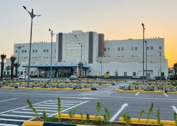 فريق الجراحة العامة بمستشفى جازان العام ينجح في استئصال القولون السيني بالمنظار الجراحي