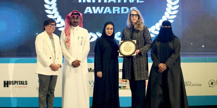 "التخصصي" في المدينة المنورة يفوز بجائزة للعيادات الافتراضية لمرضى النقاهة
