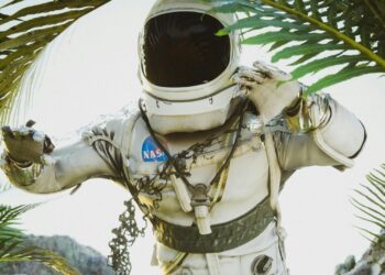 دراسة تكشف عن سبب تغير مذاق الطعام في الفضاء