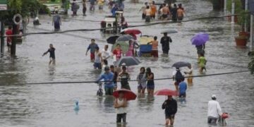 السلطات الفلبينية تتخذ إجراءات عاجلة خوفا من إعصار ينشينج