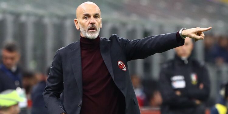 المدرب الإيطالي "ستيفانو بيولي"