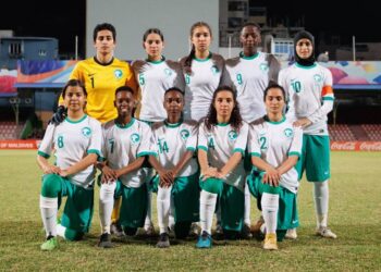 المنتخب السعودي الأول للسيدات يدشن معسكره الإعدادي في الدوحة